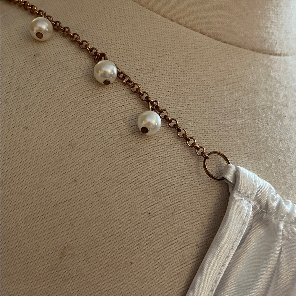 Nicole Miller white satin halter top, gold pearl-beaded necklace-style strap M - Picture 6 of 10